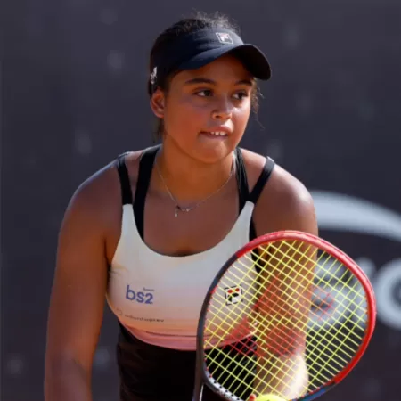 Naná é a 1ª brasileira a vencer em Wimbledon em 8 anos